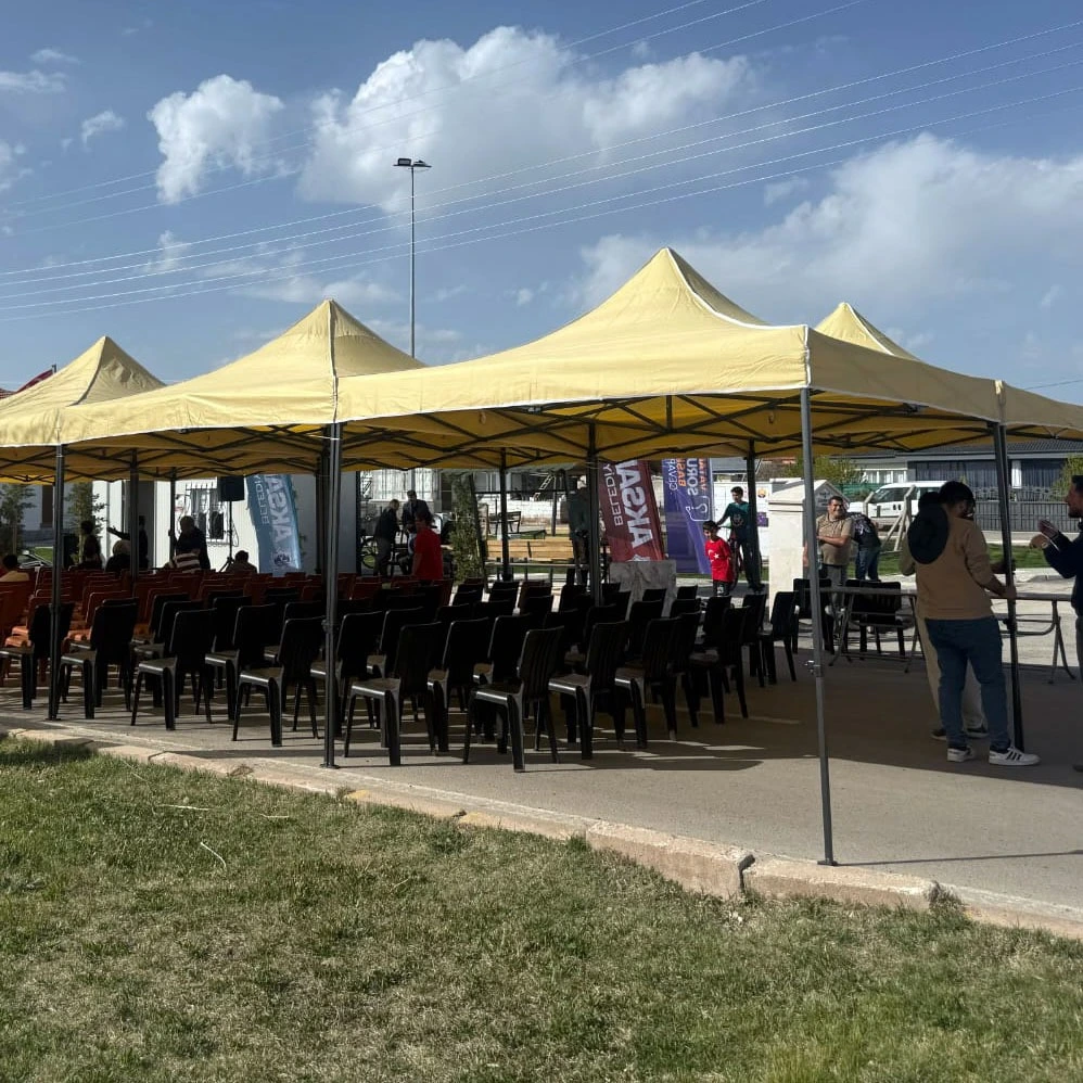 Kamp Bahçe Plaj Gölgelik Açılır Kapanır Gazebo 3x3, 4 ayaklı Balkon Teras Gölgeliği